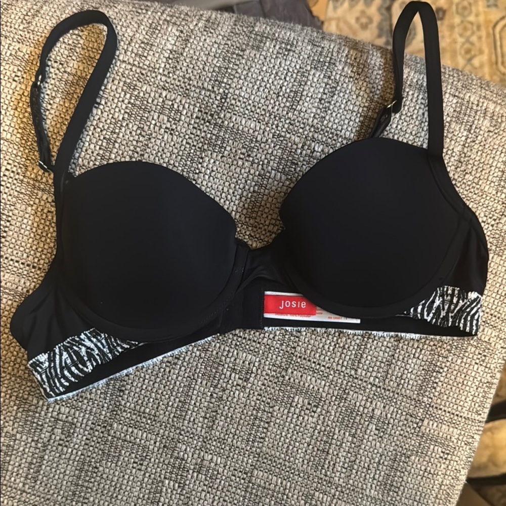 Black Women's Bra